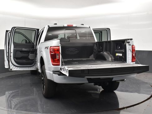 Used 2022 Ford F150 XLT w/ Equipment Group 302A High AWD/4WD image 39