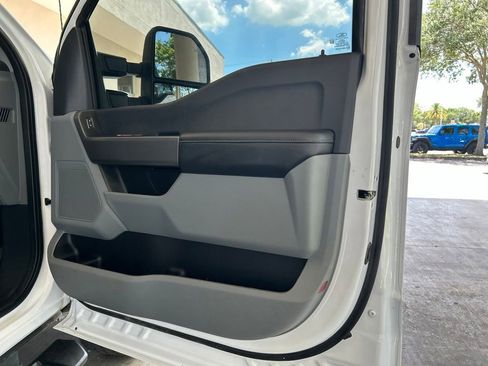 Used 2025 Ford F250 XLT w/ FX4 Off-Road Package AWD/4WD image 29