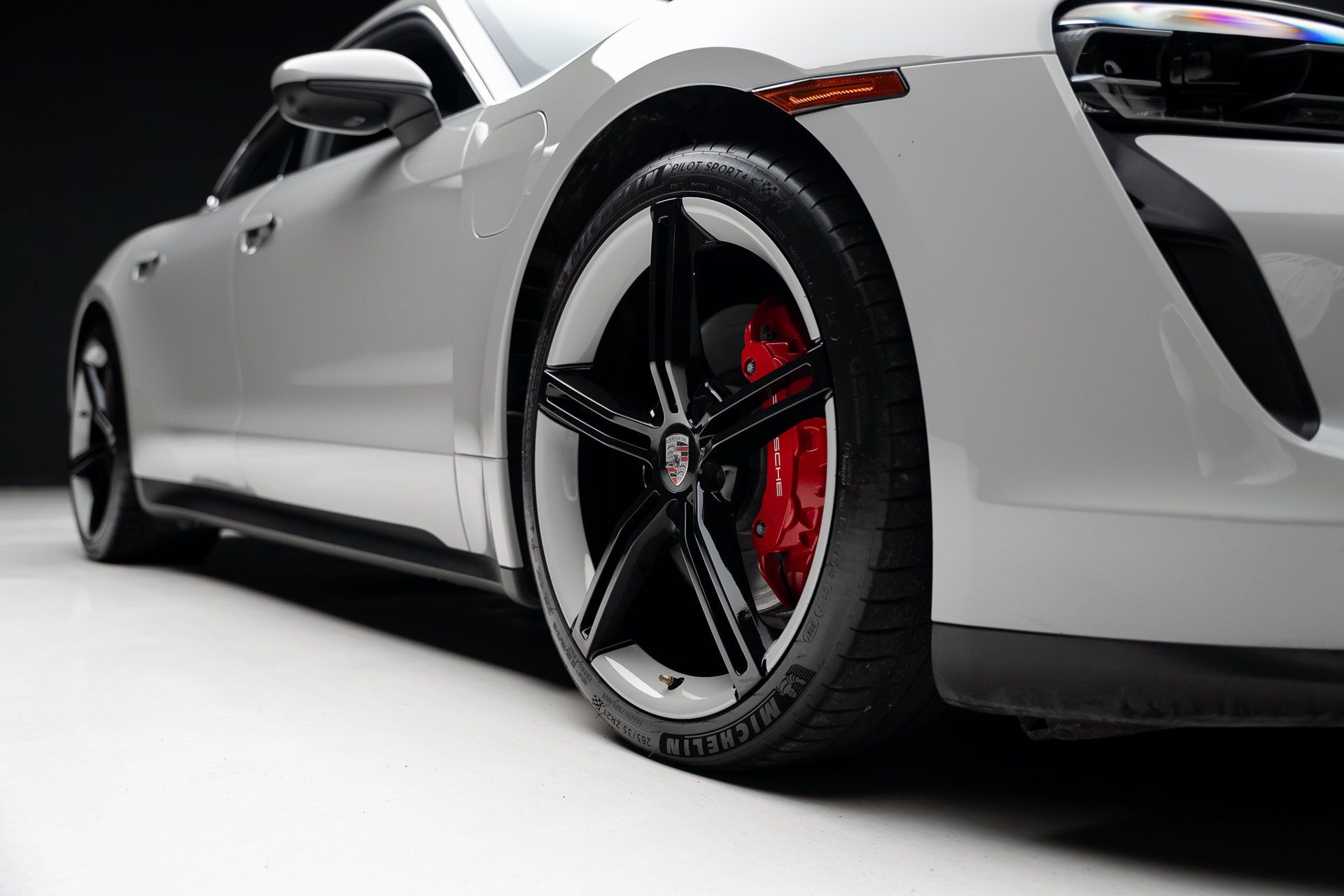 Used 2022 Porsche Taycan 4S AWD/4WD image 78