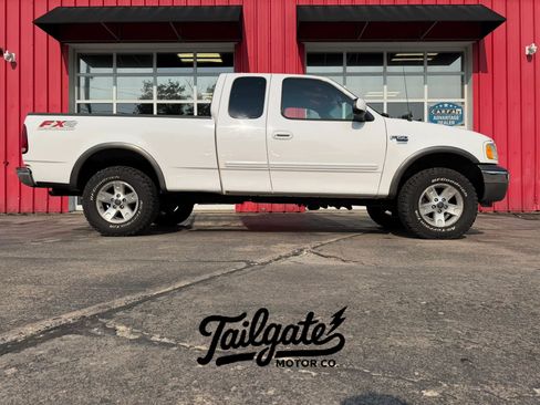Used 2003 Ford F150 XLT AWD/4WD image 1