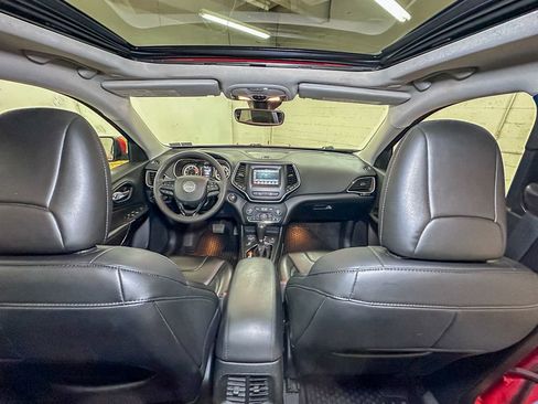 Certified 2021 Jeep Cherokee Latitude Plus image 31