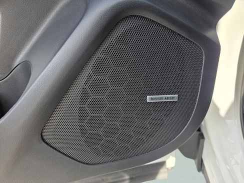 Used 2025 Subaru Ascent Touring w/ Popular Package #1 image 23