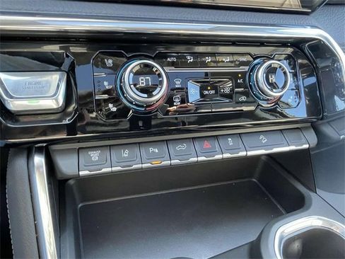 New 2026 GMC Sierra 2500 Denali w/ Denali Reserve Package image 16