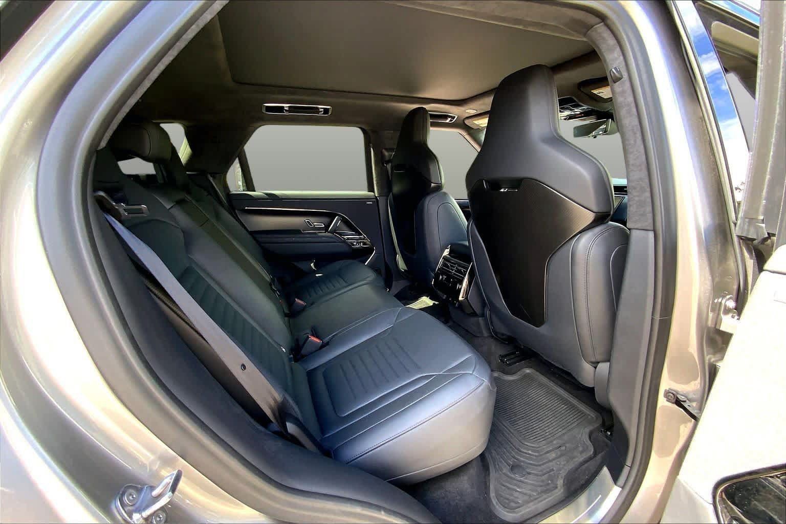 Used 2024 Land Rover Range Rover Sport AWD/4WD image 19