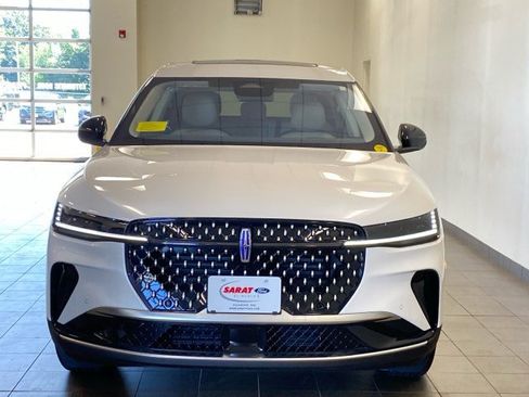 New 2026 Lincoln Nautilus Premier w/ Equipment Group 102A AWD/4WD image 3
