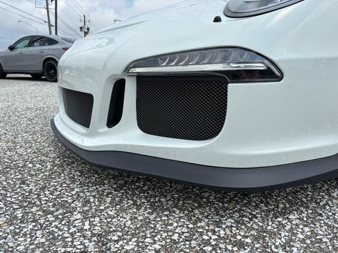 Used 2015 Porsche 911 GT3 RWD image 34