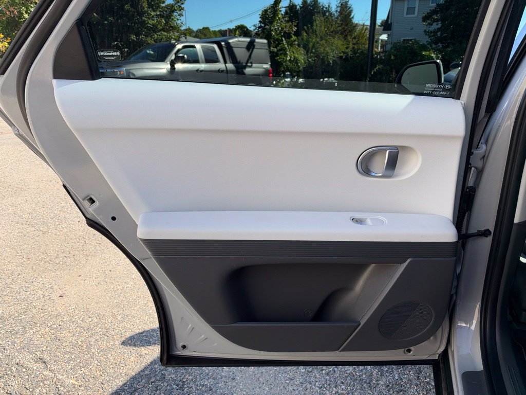 Certified 2024 Hyundai Ioniq 5 SEL AWD/4WD image 18