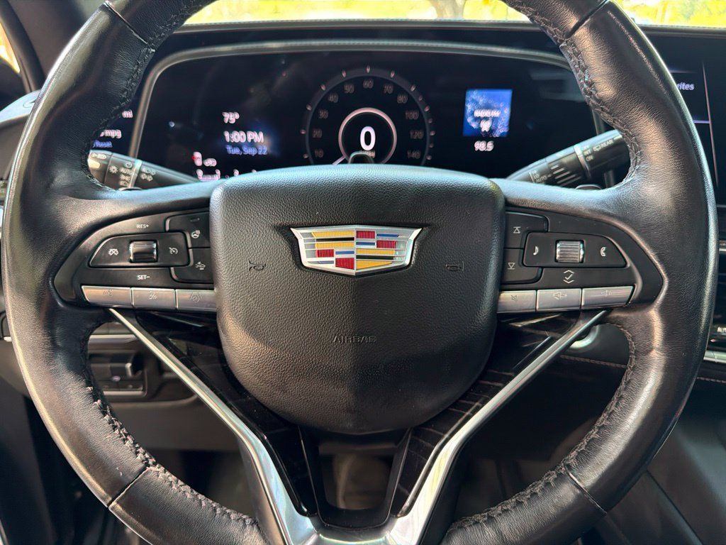Used 2023 Cadillac Escalade Sport w/ LPO, ONYX Package AWD/4WD image 21
