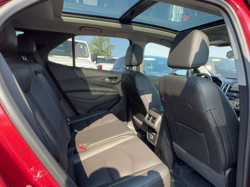Certified 2021 Chevrolet Equinox Premier AWD/4WD image 10
