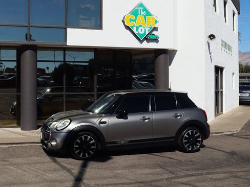 Used 2017 MINI Cooper S image 7