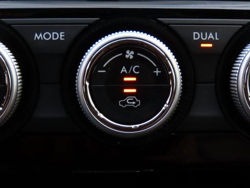 Used 2017 Subaru Forester 2.0XT Touring image 29