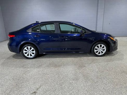 Certified 2025 Toyota Corolla LE FWD image 3