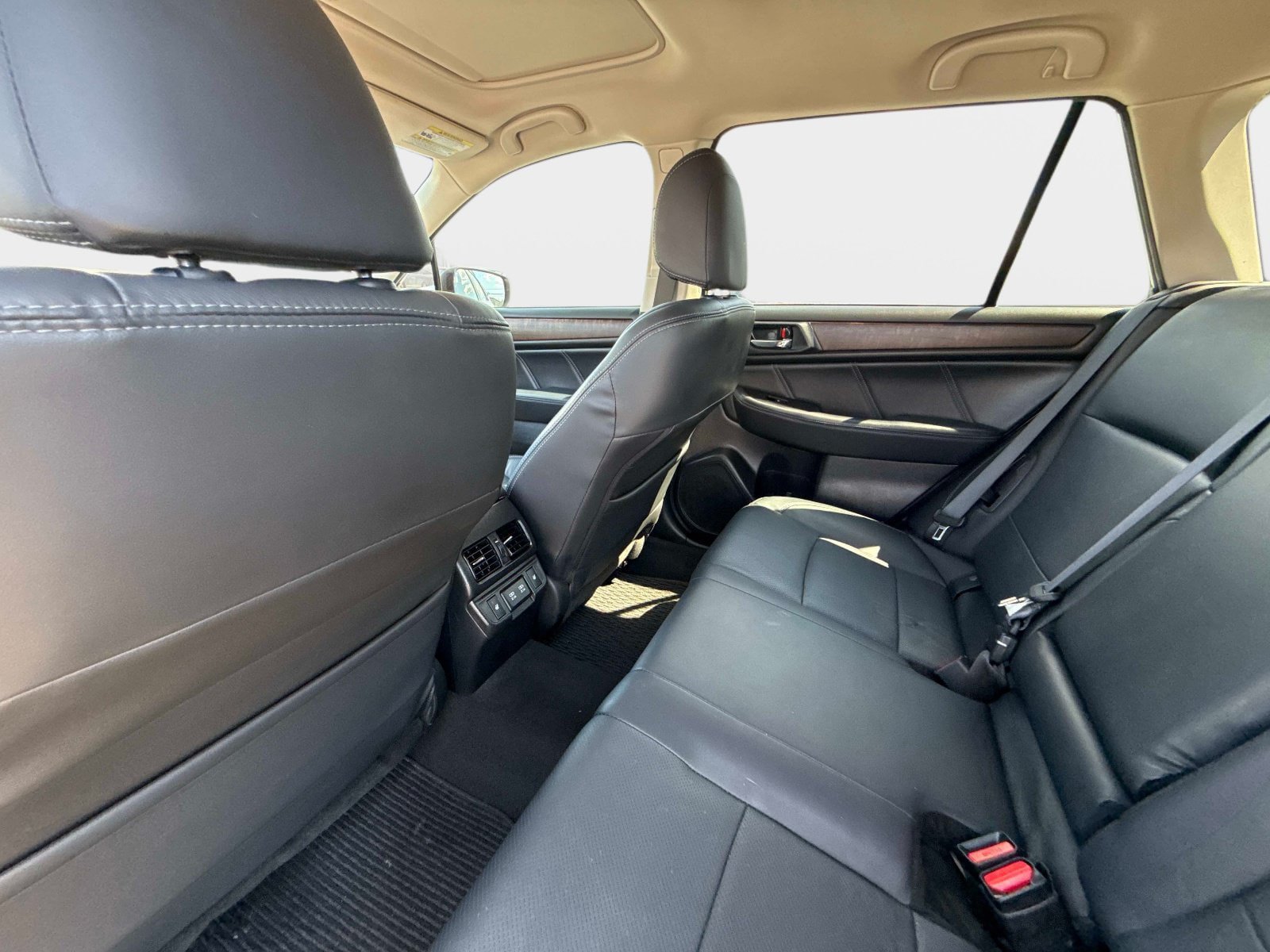 Used 2019 Subaru Outback 2.5i Limited AWD/4WD image 20