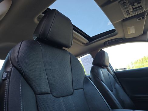 Used 2020 Honda Insight Touring image 15