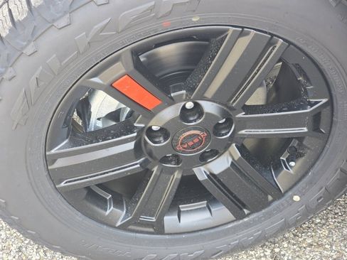 New 2026 Nissan Rogue SV image 18