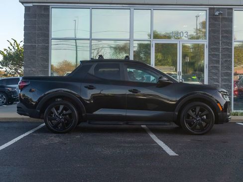 Used 2023 Hyundai Santa Cruz Night image 4