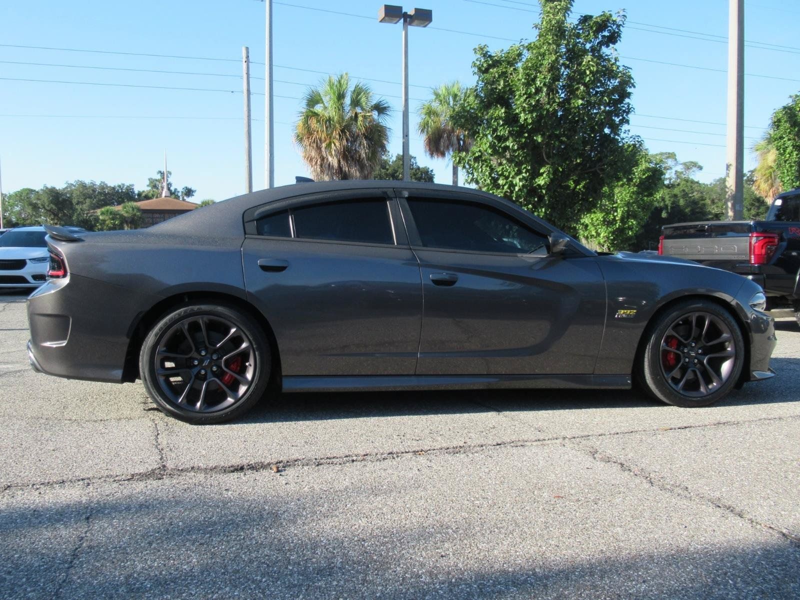 Used 2022 Dodge Charger Scat Pack w/ Plus Group RWD image 2