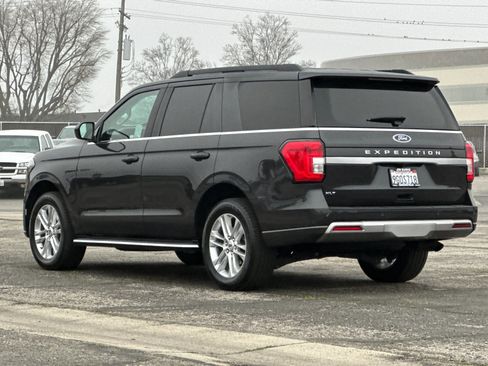 Certified 2022 Ford Expedition XLT image 6