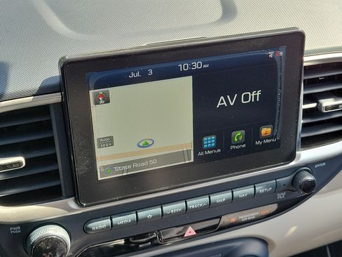 Used 2020 Hyundai Venue FWD image 26