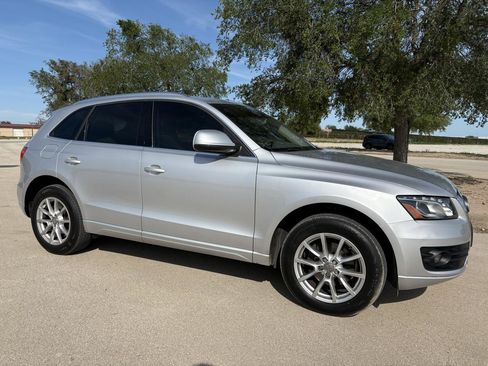Used 2011 Audi Q5 2.0T Premium Plus AWD/4WD image 31