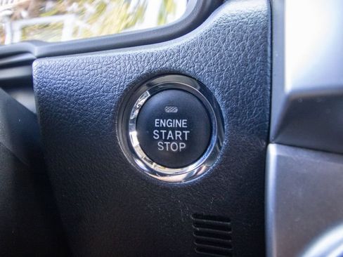 Used 2016 Toyota 4Runner Limited AWD/4WD image 38