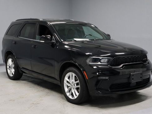 Used 2023 Dodge Durango GT image 1