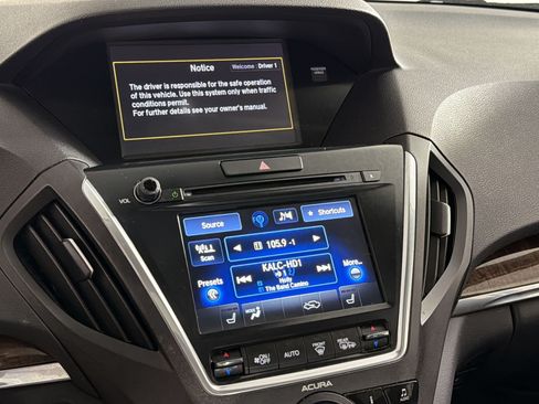 Used 2017 Acura MDX SH-AWD w/ Technology Package image 19
