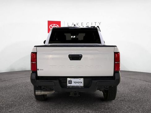 Used 2024 Toyota Tacoma SR image 6