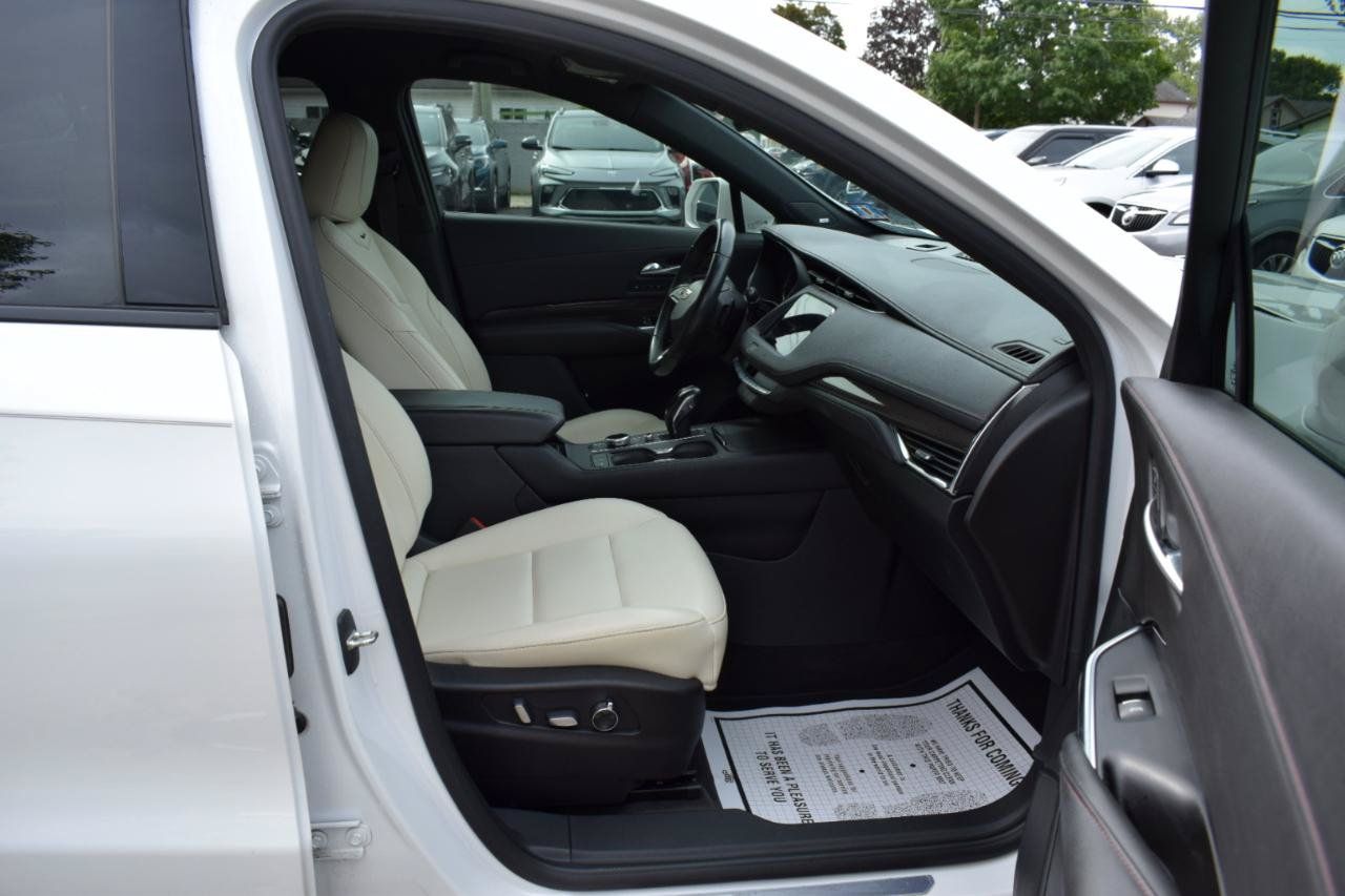 Used 2019 Cadillac XT4 Sport w/ Driver Awareness Package FWD image 31