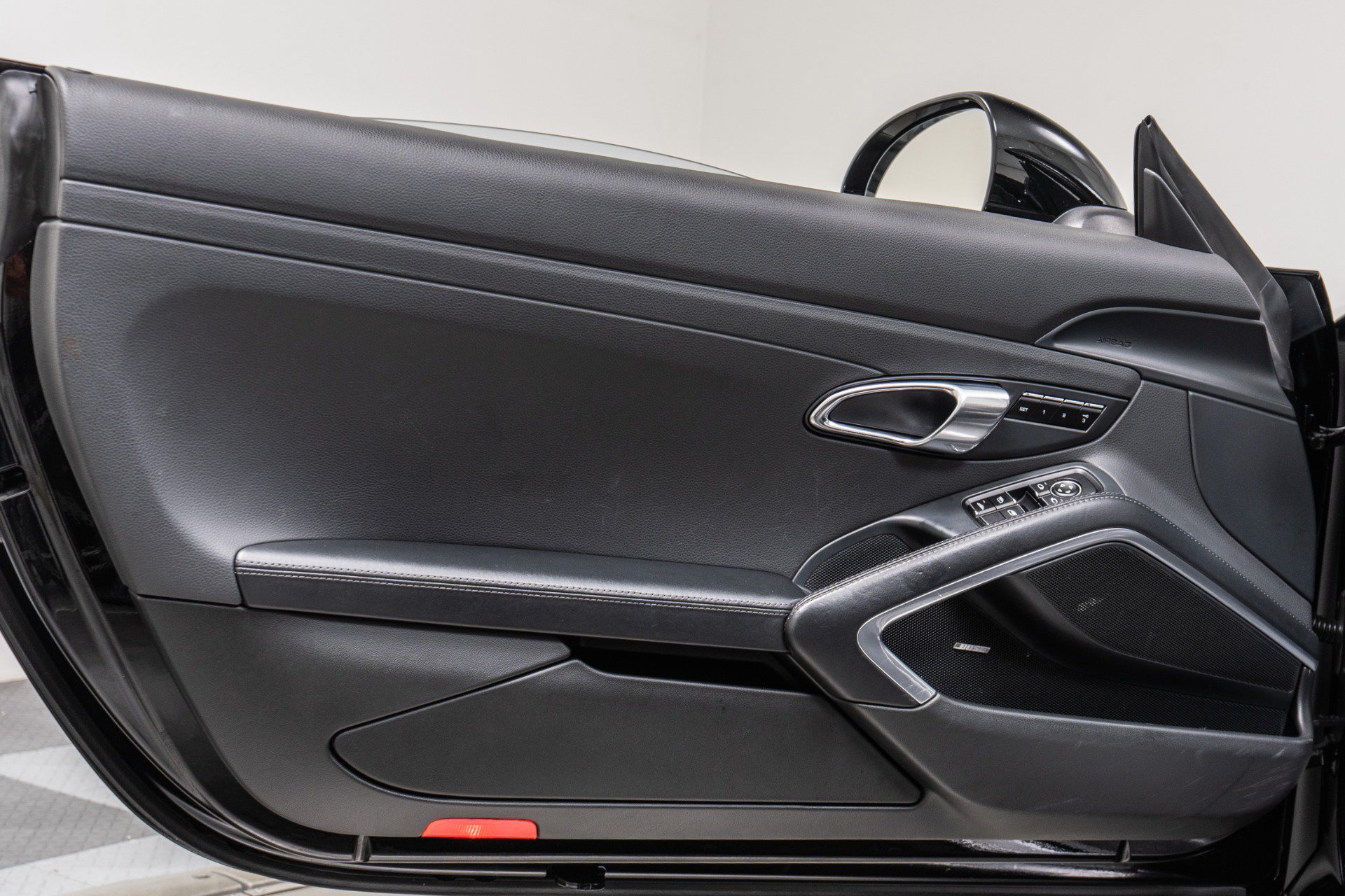 Used 2014 Porsche 911 Carrera S RWD image 38
