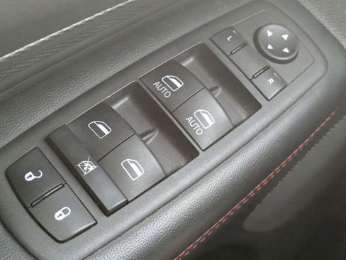 Used 2023 Dodge Durango GT image 22