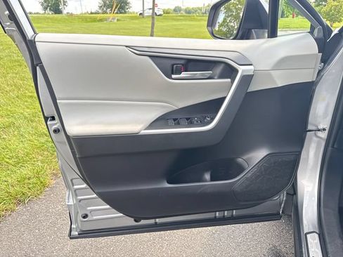 Certified 2023 Toyota RAV4 XLE w/ Convenience Package AWD/4WD image 24