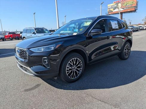 New 2026 Ford Escape SE w/ PHEV Premium Package image 8