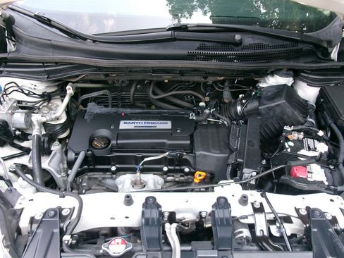 Used 2015 Honda CR-V LX image 48