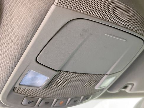 Used 2020 Ford Fusion SE w/ Equipment Group 151A image 22