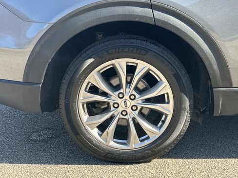 Used 2023 Ford Explorer Limited image 17