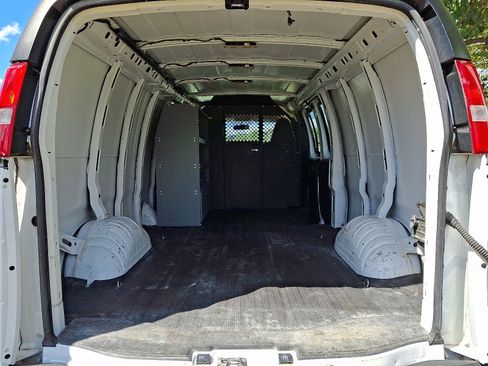 Used 2022 Chevrolet Express 2500 Extended w/ Driver Convenience Package image 29