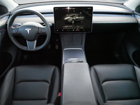 Used 2023 Tesla Model Y Long Range image 10