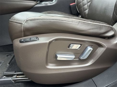 Used 2023 MAZDA CX-9 Signature image 12