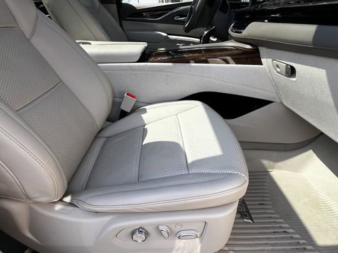 Used 2023 Cadillac Escalade ESV Premium Luxury Platinum w/ LPO, Radiant Package image 44