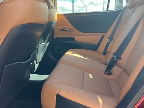 Used 2023 Lexus ES 350 w/ Premium Package image 22
