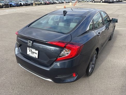 Used 2019 Honda Civic EX image 3