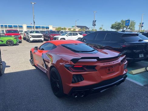 Used 2021 Chevrolet Corvette Stingray Preferred Cpe w/ Z51 Performance Package RWD image 3