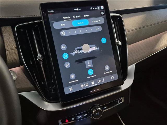 New 2027 Volvo XC90 T8 Plus AWD/4WD image 12