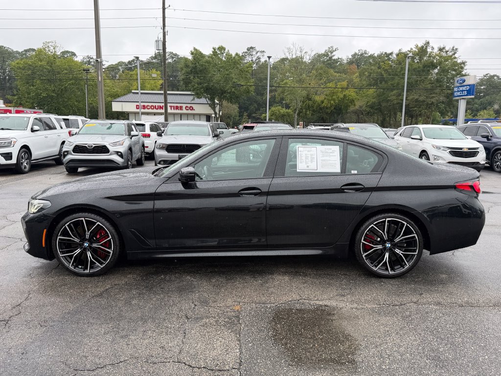 Used 2021 BMW 540i w/ M Sport Package RWD image 2