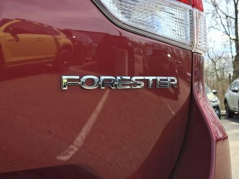 Used 2021 Subaru Forester Limited image 32