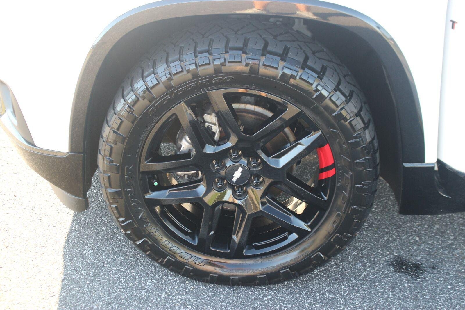 Used 2021 Chevrolet Traverse Premier w/ Redline Edition FWD image 44