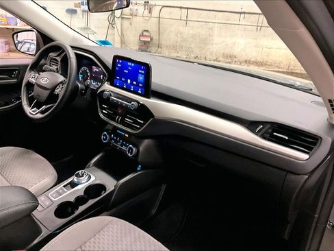 Used 2022 Ford Escape SE w/ Cold Weather Package AWD/4WD image 14