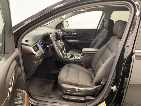 Certified 2023 GMC Acadia SLE w/ Driver Convenience Package AWD/4WD image 8