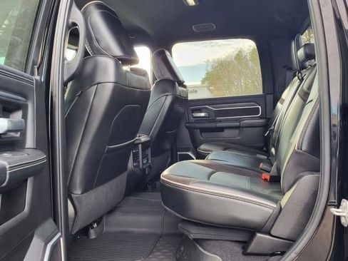 Used 2025 RAM 3500 Laramie image 28